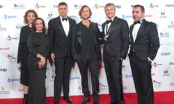 Emmy'nin 'Deha'sı! En iyi pembe dizi ödülünü aldı