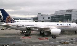 Uçakta bomba ihbarı: Uçuşlar bir süre durdu