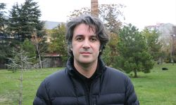 Ünlü akademisyen hesabında 2 milyondan fazla para bulunca bakın ne yaptı!