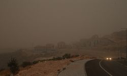 Adıyaman'da toz taşınımı nedeniyle görüş mesafesi azaldı