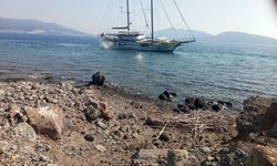 Bodrum'da karaya oturan tekne kurtarıldı