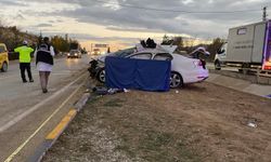 Kavşağa aşırı hızla girerek otomobil sürücüsünün ölümüne neden olan tır sürücüsü tutuklandı