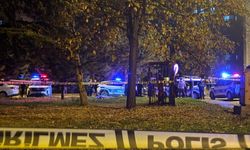 Konuşmak için çağırdığı eşini sokak ortasında öldürdü