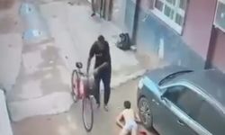 Adana'da yasak aşk cinayeti! İç çamaşırıyla kaçarken bıçakladı