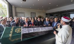 Beşiktaş'ın eski asbaşkanı Levent Erdoğan'a tören düzenlendi