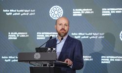 Bilal Erdoğan: "Makyaj döküldü, çürük kolonlar ortaya çıktı!"