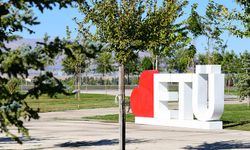 ETÜ’lü öğrencilerden 4 projeye ÜNİDES desteği