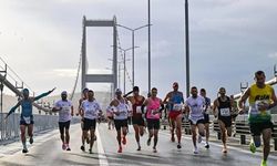 Dünyanın kıtalararası koşulan tek maratonu İstanbul'da başladı!