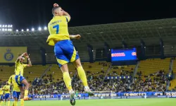 Uzatmalarda galibiyeti getirdi, sevinci olay oldu