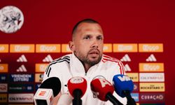 John Heitinga: "Kulaklıkla oynayacağız"