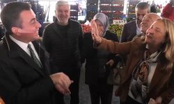 AK Parti'li Osman Gökçek ile CHP'li Semra Dinçer pazarda karşılaşınca olanlar oldu