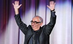 Şener Şen'i öldürmeye doyamadılar