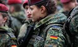 Almanya savaşa hazırlanıyor, kadınlara zorunlu askerlik gündemde