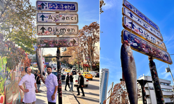 Ankara'daki Kızılay tabelasına bu kez balık astılar