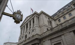 İngiltere Merkez Bankası faizi sabit tuttu