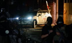 Hamas 1 esirin cenazesini daha teslim etti