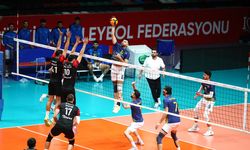 Arabica Coffee House Erkekler 1. Ligi'nde heyecan on üçüncü hafta maçlarıyla devam ediyor.