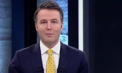 Gazeteci Mehmet Akif Ersoy gözaltına alındı; görevinden uzaklaştırıldı