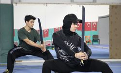 İlk dünya sınavında tarih yazdı! 1 altın 2 gümüş