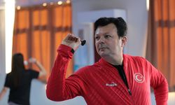 Gardiyanlıktan zirveye: Dartın 1 numarası oldu