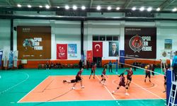 Ödüllü Voleybol Turnuvası Köyceğiz’de başladı