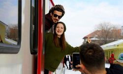 Yeni sezonun ilk seferine çıkan Turistik Doğu Ekspresi Erzurum'da