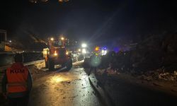 Artvin’de heyelan: Borçka-Hopa karayolu ulaşıma kapandı