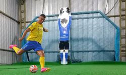 Cristiano Ronaldo, Robot kaleciyle karşı karşıya