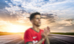 Portekizli yıldız uçakta çileden çıktı!