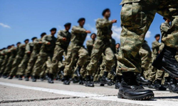 Bakan Güler sürpriz çalışmayı açıkladı: Askerlikte devrim gibi yenilik