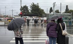 Samsun’da felaketin eşiğinde dönüldü: Metrekareye 27 kilo yağış düştü