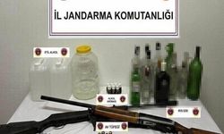 Yeni yıl öncesi kaçak alkol ve silah ele geçirildi