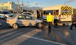 Öğrenci servisi kaza yaptı: Balıkesir'de 7 yaralı