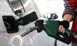 Akaryakıtta indirim bekleniyor!