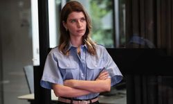 Beren Saat'in Gizli Profil filmi vizyona girmeden kaldırıldı