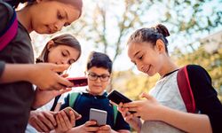 Avustralya’da 16 yaşından küçüklere sosyal medya yasağı!