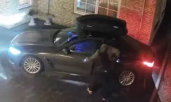 Hırsız, arka koltuğunda 3 çocuk bulunan bir BMW çaldı