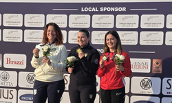 Katar'da hedefi 12'den vurdu! Pelin Kaya dünya üçüncüsü!