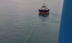 Marmara'da karaya oturan 225 metrelik gemi kurtarıldı