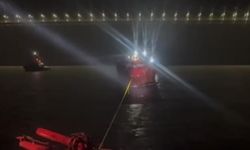 Çanakkale Boğazı'nda arızalanan gemi kurtarıldı