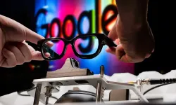 Google'ın yapay zeka gözlükleri geri dönüyor