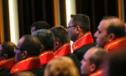 Adli tatil ne zaman başlıyor, ne zaman bitiyor? HMK ve CMK süreleri duruyor mu? İşte resmi adli tatil takvimi