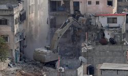 İsrail, Batı Şeria’da Filistinlilerin evlerini yaktı