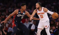 Knicks son periyodda 17'den döndü
