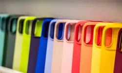 Telefon kılıflarını çöpe atma zamanı geldi mi?