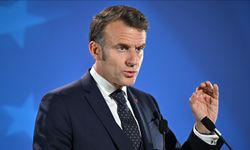 Macron’dan Putin ile temas yeniden gerekli olabilir