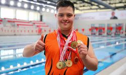 Mehmet’in Milli Takım rüyası kulaçlarla gerçekleşiyor