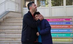 Mandalina yiyen çocuk ölümden döndü: Öğretmeni kurtardı