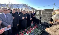 Mezar başındaki görüntüler tartışma yarattı