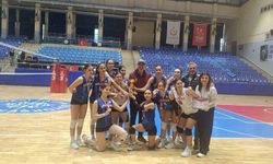 Aydın'da genç kızlar voleybol heyecanı sona erdi